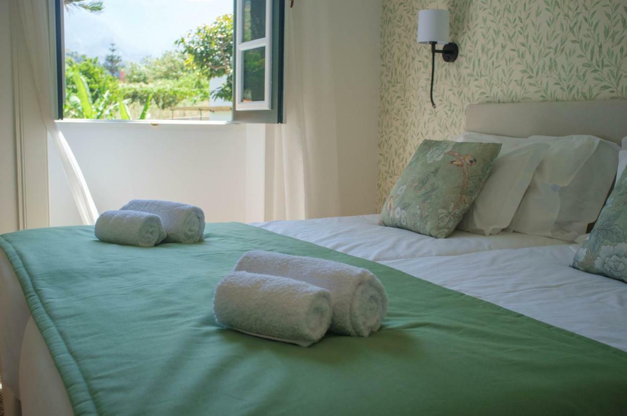 Casa Oliveira Esmeraldo - Guest Houses São Vicente エクステリア 写真